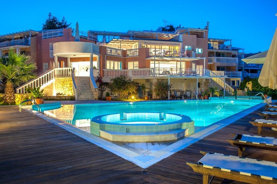 Belvedere Gerakas Luxury Suites Vasilikos  Exterior photo