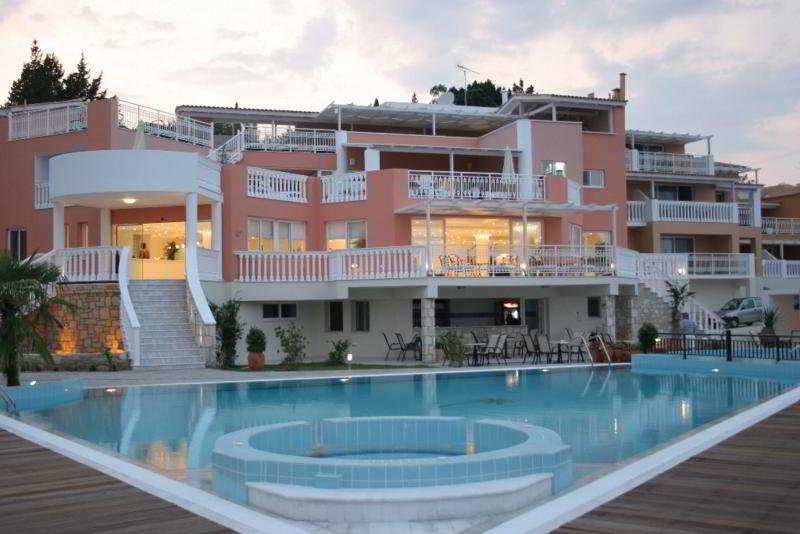 Belvedere Gerakas Luxury Suites Vasilikos  Exterior photo