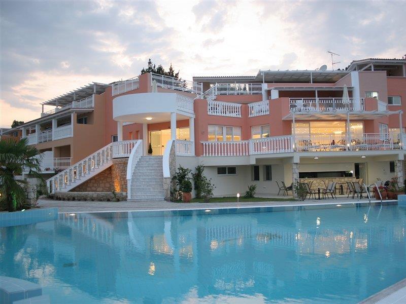 Belvedere Gerakas Luxury Suites Vasilikos  Exterior photo